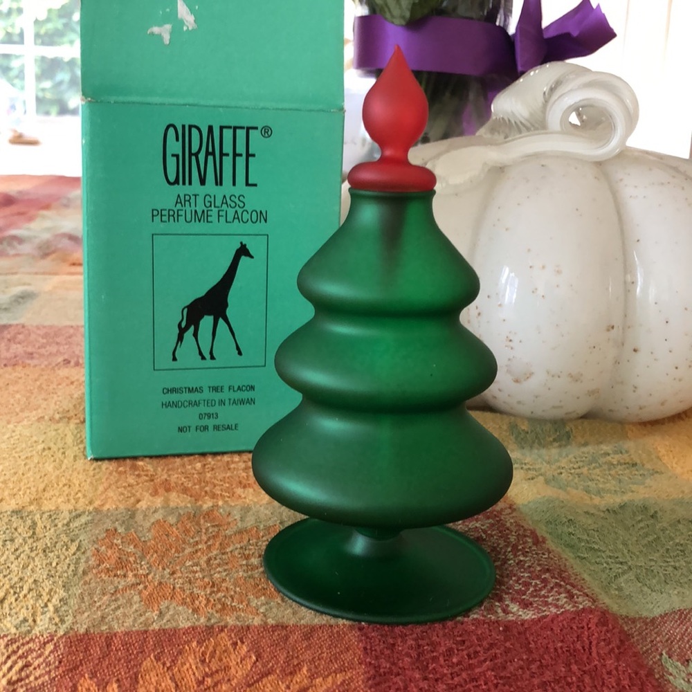 NWT Giraffe Christmas Tree Art Glass Perfume Flacon